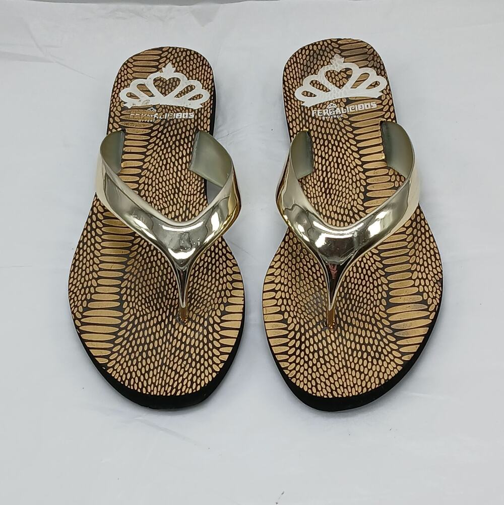 Fergalicious Majesty Womens Flip Flops Size 7M Thong Sandals Slip On Casual Shoe